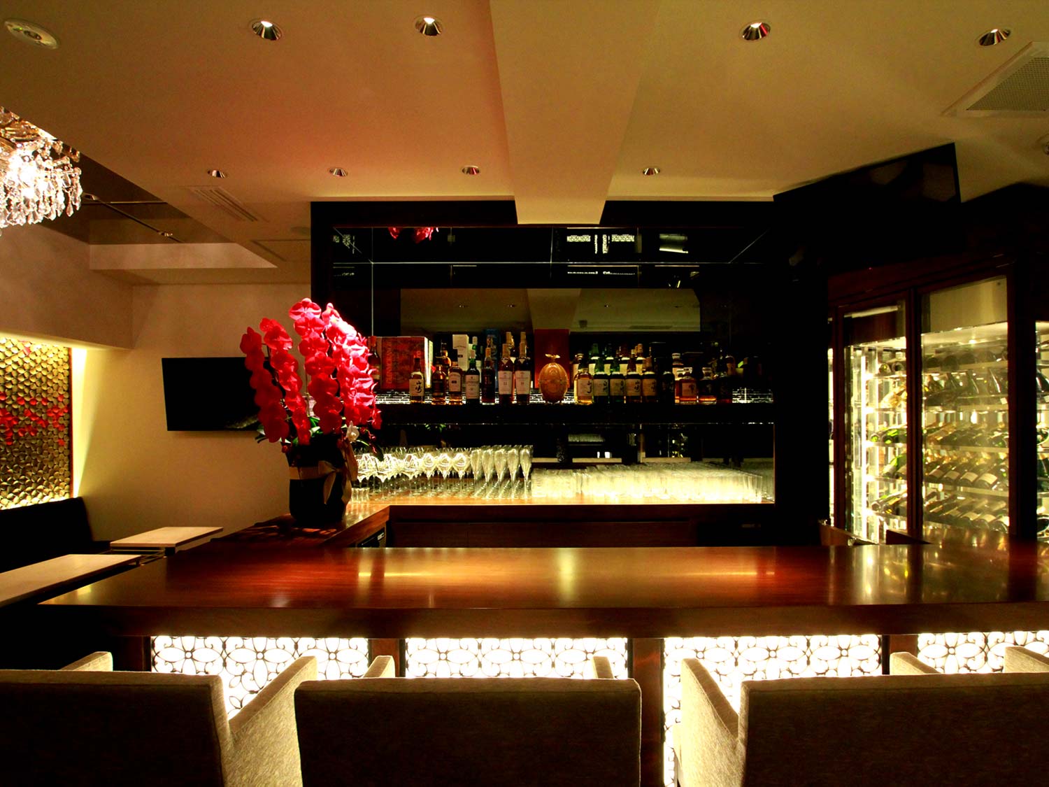 麻布十番スナック感覚ラウンジガールズバー「LA GAKU AZABU」のママの写真